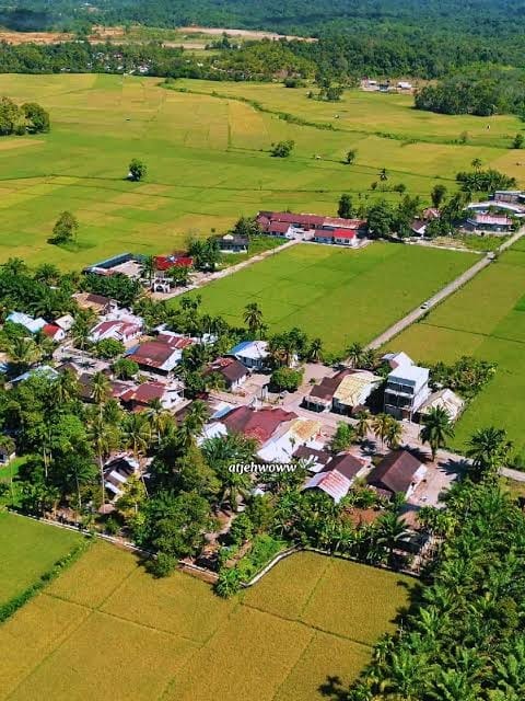 Foto Desa Krueng Cut yang di ambil dengan drone Oleh akuntiktok Atjehwow